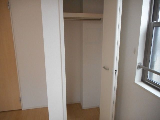 プリムローズ鷹の台の収納