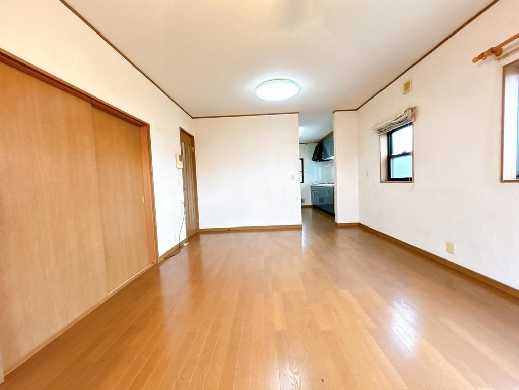 狭山市上奥富　中古戸建の居間・リビング