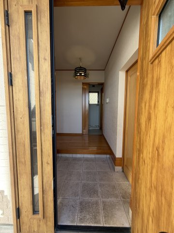 神須屋町　戸建ての玄関|ゆったりとした玄関です