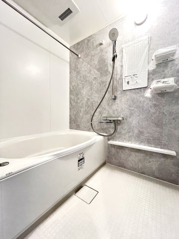 ネオコーポ北加賀屋の浴室|落ち着いた空間のお風呂です
