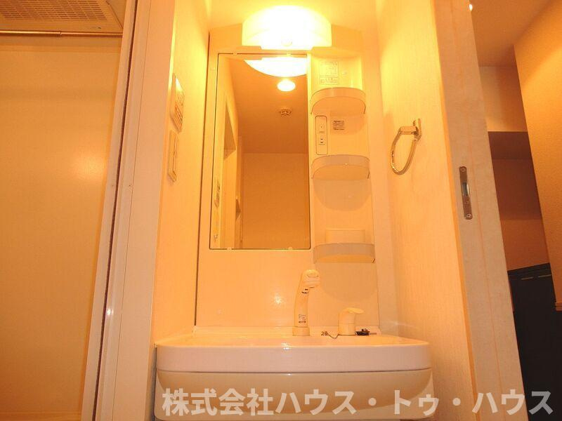 柏８０８タワーの洗面所