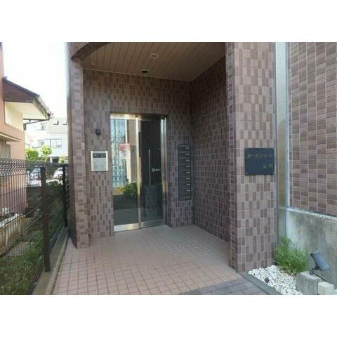 横浜市戸塚区吉田町の賃貸マンションのエントランス