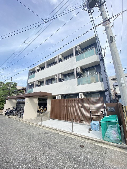 西宮市大畑町の賃貸マンションの外観