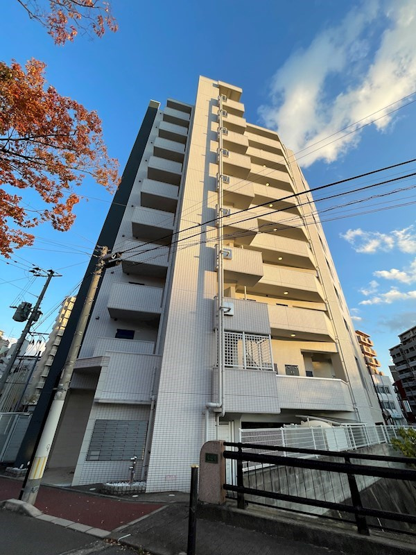 プロシード福岡高宮の外観