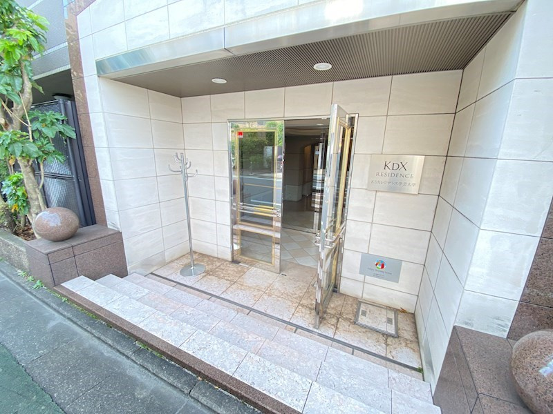 ＫＤＸレジデンス学芸大学のエントランス