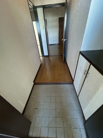 パールハイツ竹若の玄関