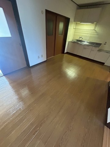 パールハイツ竹若の居間・リビング