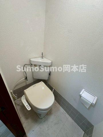 ファミネス芦屋のトイレ|落ち着いたトイレです