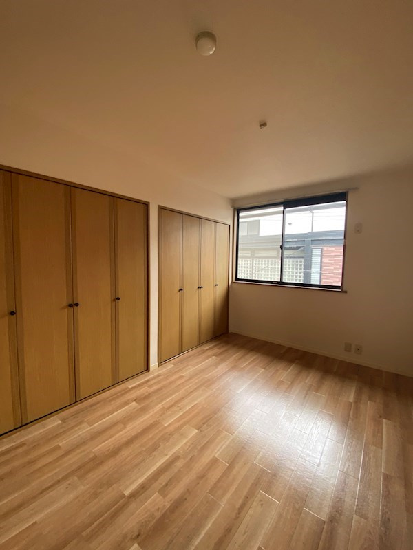 Aスクエア桜木町の寝室