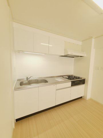 UR武庫川 23号棟のキッチン