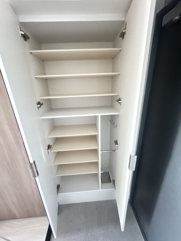 プレサンス神戸水木通ルミエスの収納