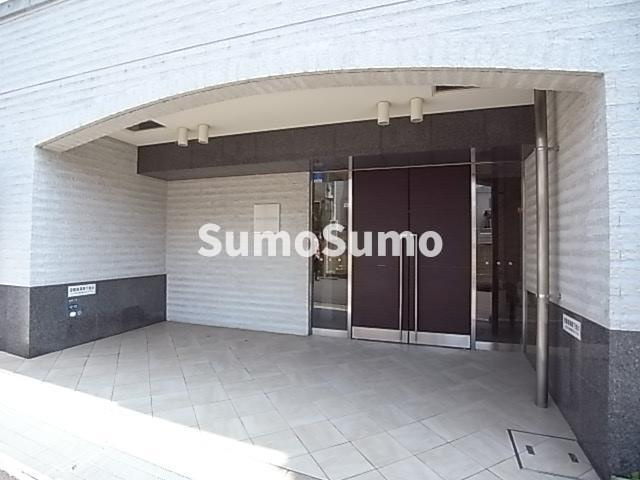 ロアール神戸住吉のエントランス