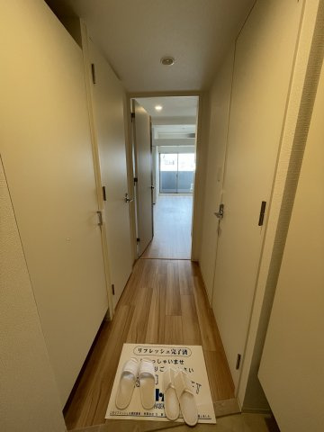 セレニテ神戸ミラクノールの玄関