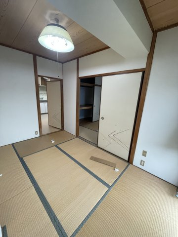 トマダハイツの和室