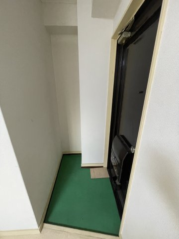 トマダハイツの玄関