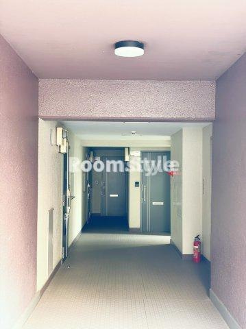 サマリヤブラウンハウスのその他共用部分|廊下
空室のためご都合に合わせてご内覧できます
お問合せはお電話でもお受付しております。
03-6450-5211