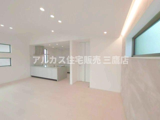 井の頭線 久我山駅 10分 新築戸建 杉並区久我山4丁目の居間・リビング