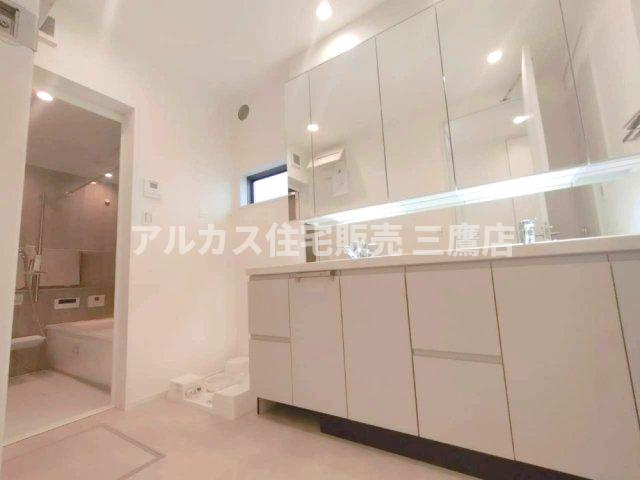 井の頭線 久我山駅 10分 新築戸建 杉並区久我山4丁目の独立洗面台
