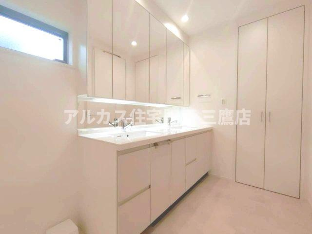 井の頭線 久我山駅 10分 新築戸建 杉並区久我山4丁目の独立洗面台