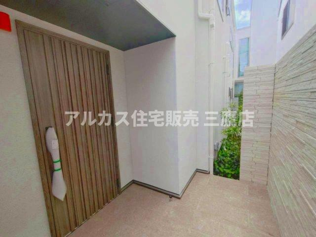 井の頭線 久我山駅 10分 新築戸建 杉並区久我山4丁目の玄関