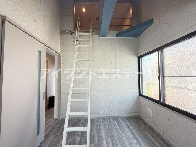 COCOL.POINT　リノベーション　1フロア2住戸　3方角住戸の内装