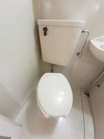 ゆったりとした空間のトイレです
