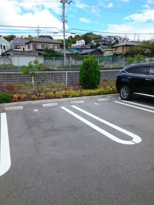 【駐車場】 | エフパティオⅢ | カースペースがあります