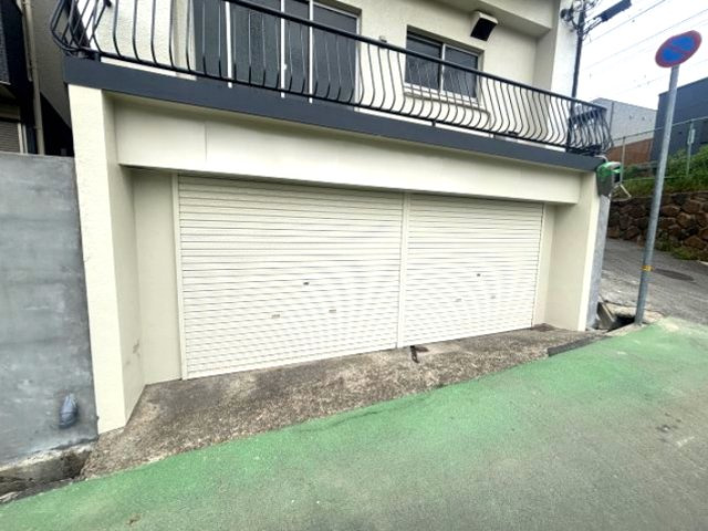 みやマンションの駐車場