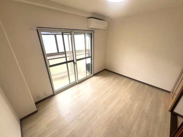 みやマンションの寝室