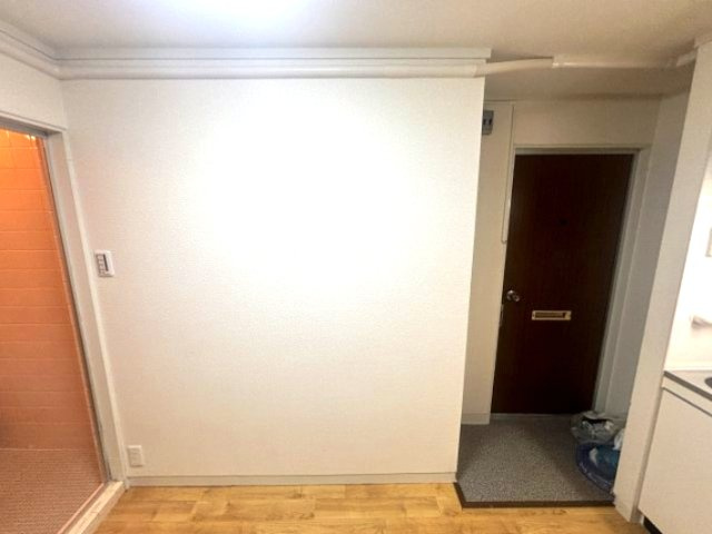 みやマンションの玄関