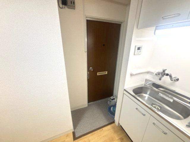 みやマンションの玄関