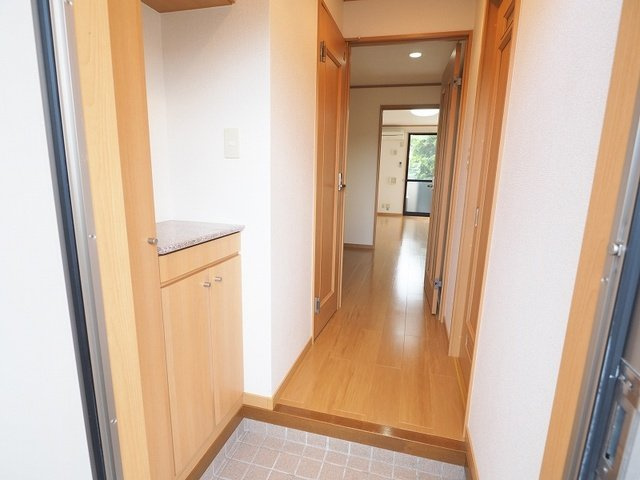 【玄関】 | カレント上吉田ⅠＡ | 収納もある玄関です