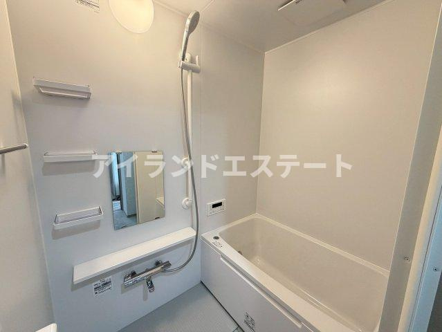 COCOL.POINT　リノベーション　1フロア2住戸　3方角住戸の浴室