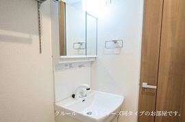 忙しい朝には欠かせない洗面所です