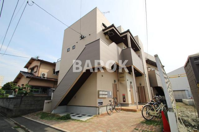 福岡市東区原田２丁目のアパート
