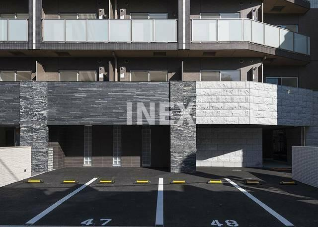 横浜市中区吉田町の賃貸マンションの駐車場