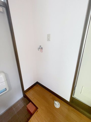 【設備】 | メゾン玉川 | 洗濯機置き場
