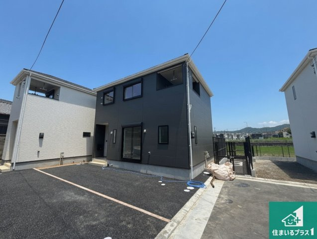 ■枚方市釈尊寺町　第4期　新築一戸建ての前面道路含む現地写真|車通りの少ない前面道路！お子様がいらっしゃるご家族でも安心！