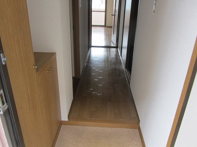 アルメリア一宮の玄関