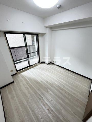 高取台ロイヤルマンションの洋室