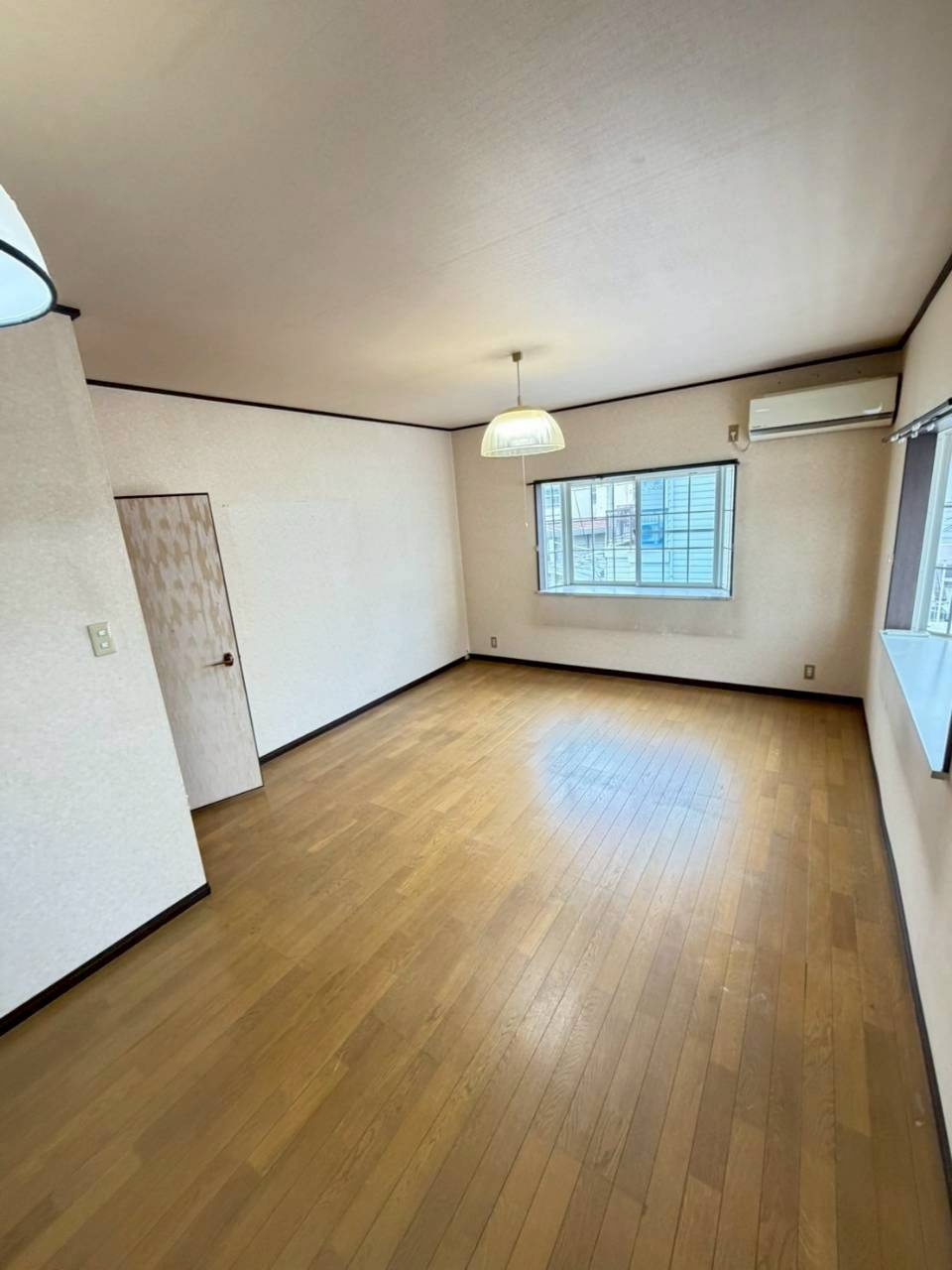 はびきの6丁目　土地戸建の洋室