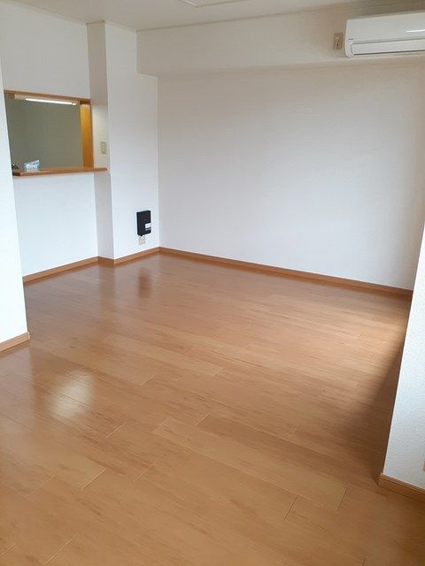 コーポみどりＡの居間・リビング