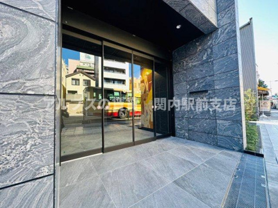 【エントランス】 | メイクスWアート横浜関内