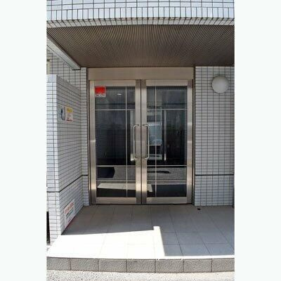 オークヒルズ濱嶋のエントランス|建物の内部です