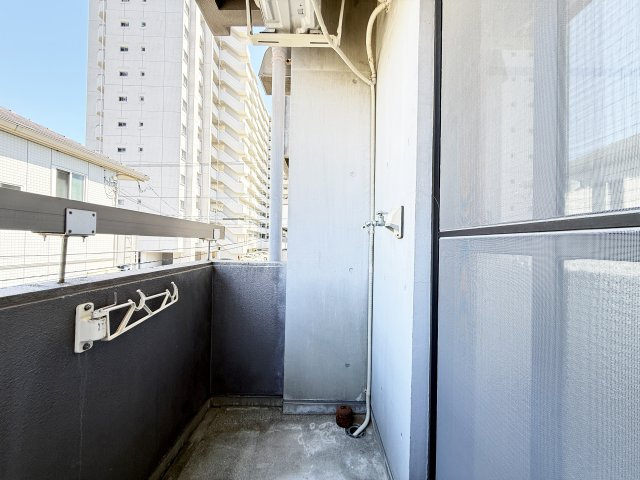 サラーレ新町のバルコニー