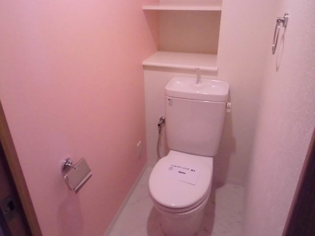 グレース柏のトイレ|ゆったりとした空間のトイレです
