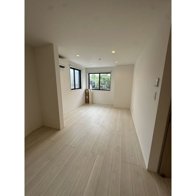 Kolet柏弥生町の居間・リビング|ゆったりとした居間です
