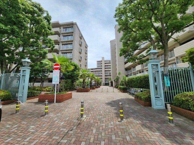 サンパセオ新柏　E号棟