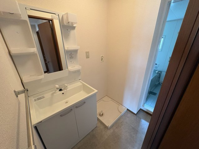 スプランデュール　Ａ棟の独立洗面台