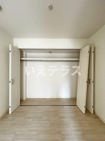 ルミエール西代B棟の収納